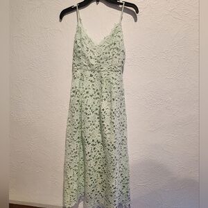 ASTR SEMI FORMAL PASTEL GREEN DRESS Lace Overlay